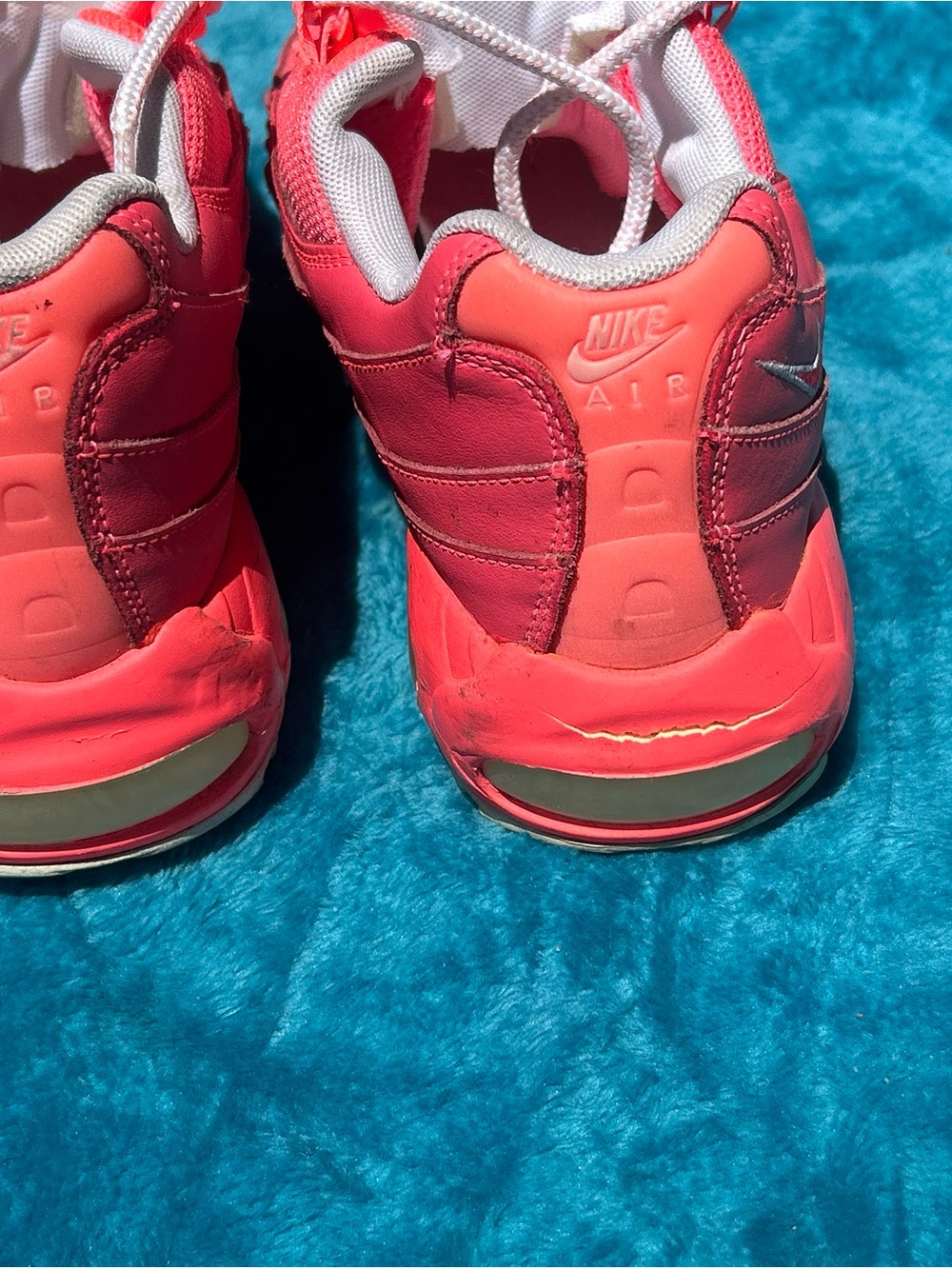 Nike Air Max 95- Vibrant Coral/Hot Pink - Picture 9 of 10